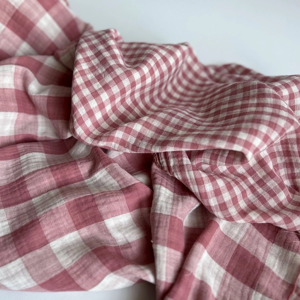 Double gaze de coton vichy réversible framboise / blanc Qualité Oeko-tex - 1 Double gaze de coton vichy réversible framboise / blanc Qualité Oeko-tex - 1