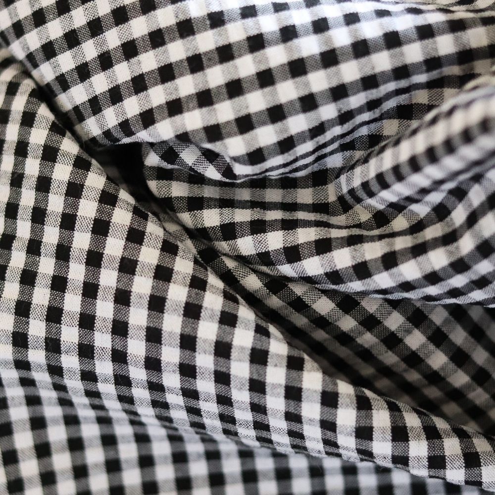 Seersucker / Coton mélangé gaufré vichy blanc et noir Seersucker / Coton mélangé gaufré vichy blanc et noir