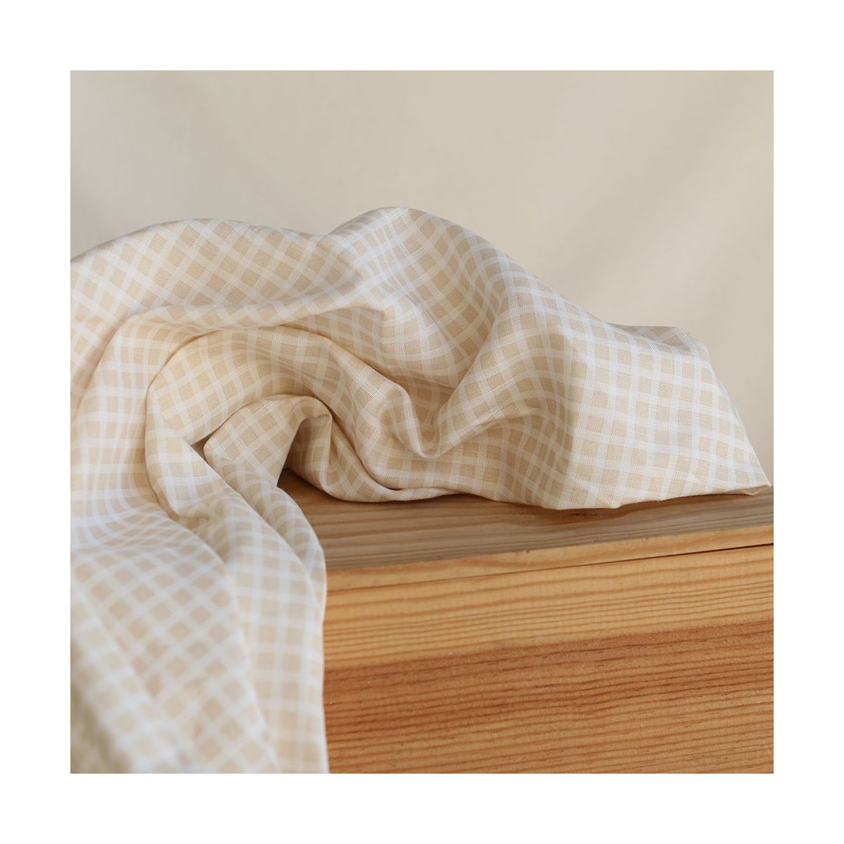 Paul - Tissu lin coton quadrillage 6mm blanc lait et beige Paul - Tissu lin coton quadrillage 6mm blanc lait et beige