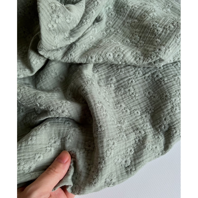 Double gaze de coton Esmée brodée coloris vert de gris Qualité Oeko-tex - 3 Double gaze de coton Esmée brodée coloris vert de gris Qualité Oeko-tex - 3
