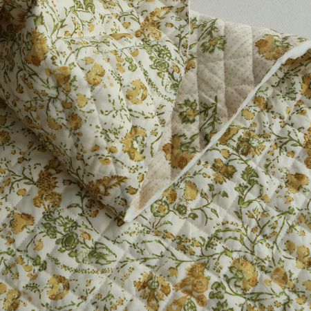 Karishma jaune - Tissu indien matelassé double face coton hand block largeur 100cm Karishma jaune - Tissu indien matelassé double face coton hand block largeur 100cm