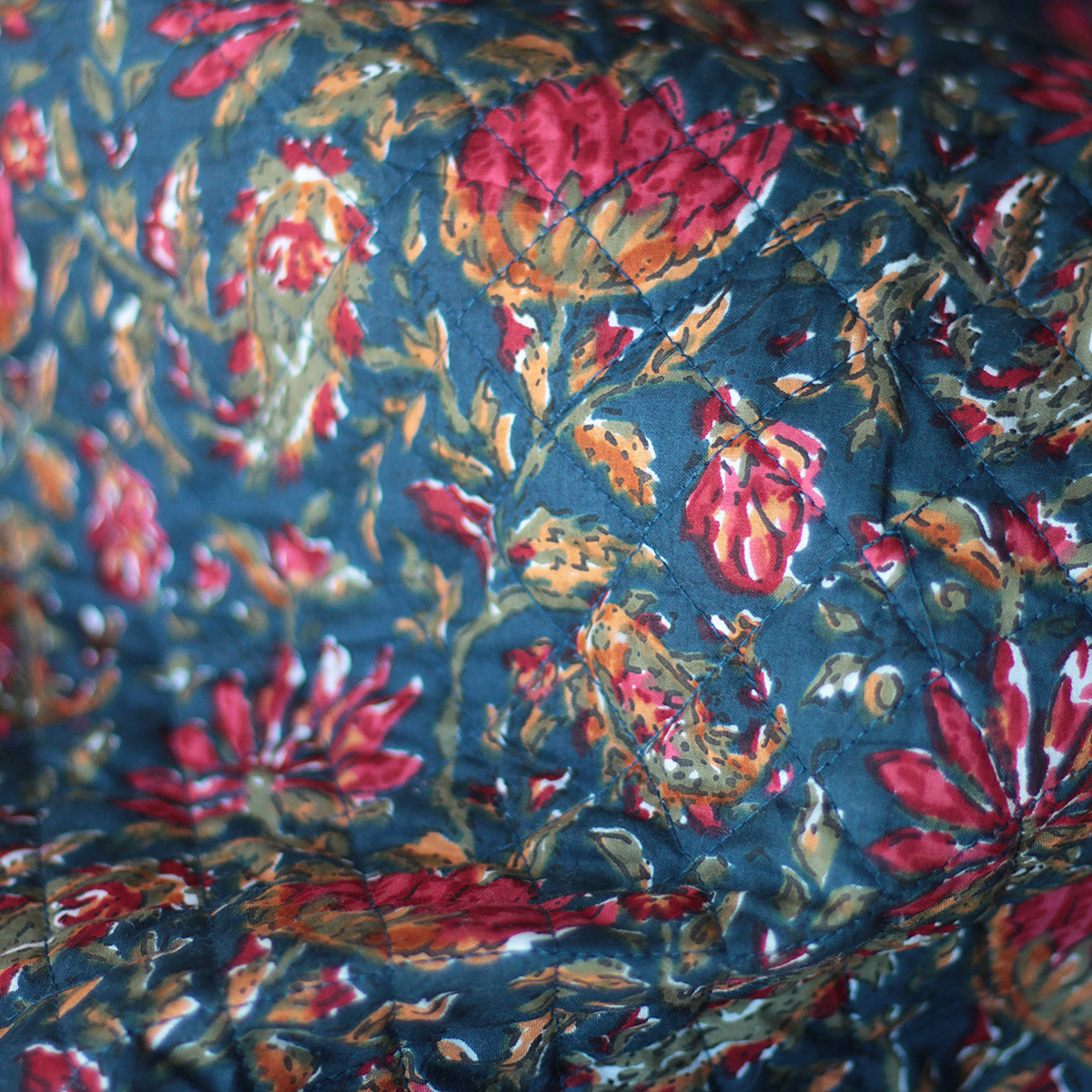 Tissu indien matelassé double face coton hand block largeur 100cm Batikou - 11 Tissu indien matelassé double face coton hand block largeur 100cm Batikou - 11