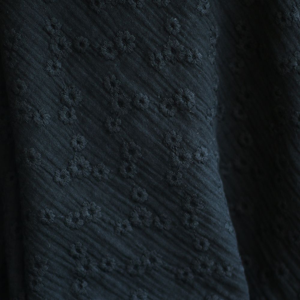 Esmée - Double gaze de coton brodée coloris noir Esmée - Double gaze de coton brodée coloris noir