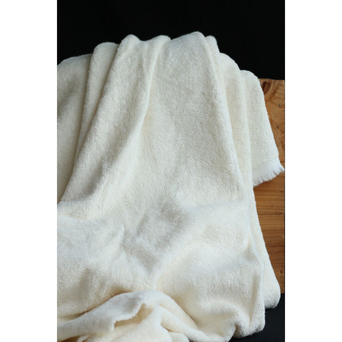 Tissu éponge épaisse100% coton non blanchi Bio organique Tissu éponge épaisse100% coton non blanchi Bio organique