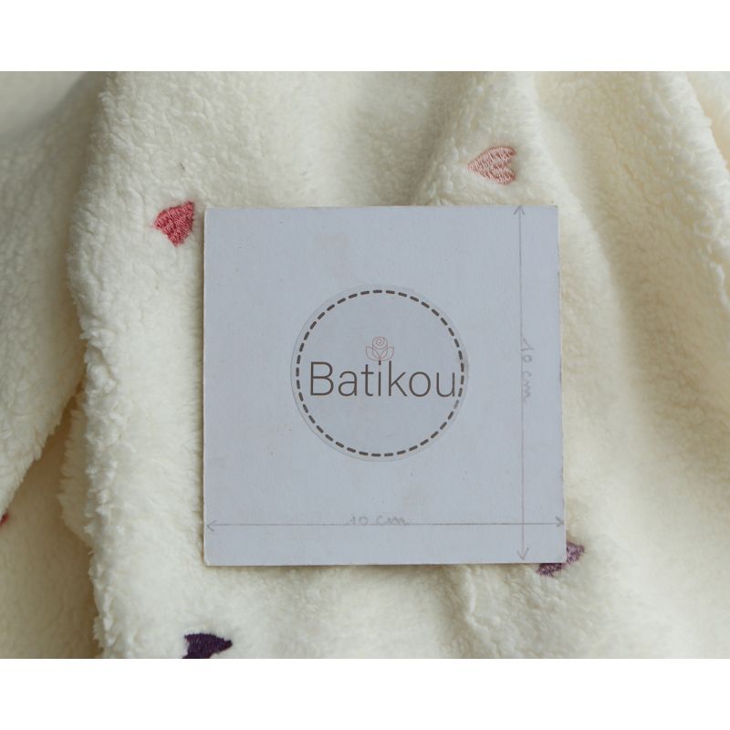 Teddy / moumoute sherpa bouclettes broderies coeurs Teddy / moumoute sherpa bouclettes broderies coeurs