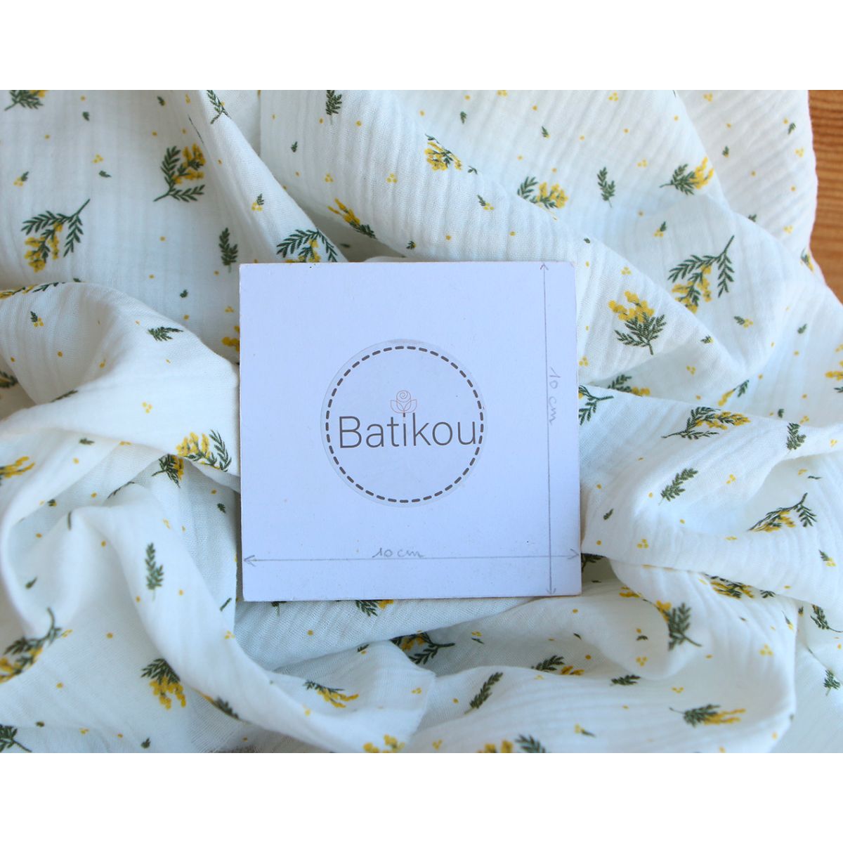Mimosa - Double gaze coton BIO Exclusif blanc motif mimosa allégé Mimosa - Double gaze coton BIO Exclusif blanc motif mimosa allégé