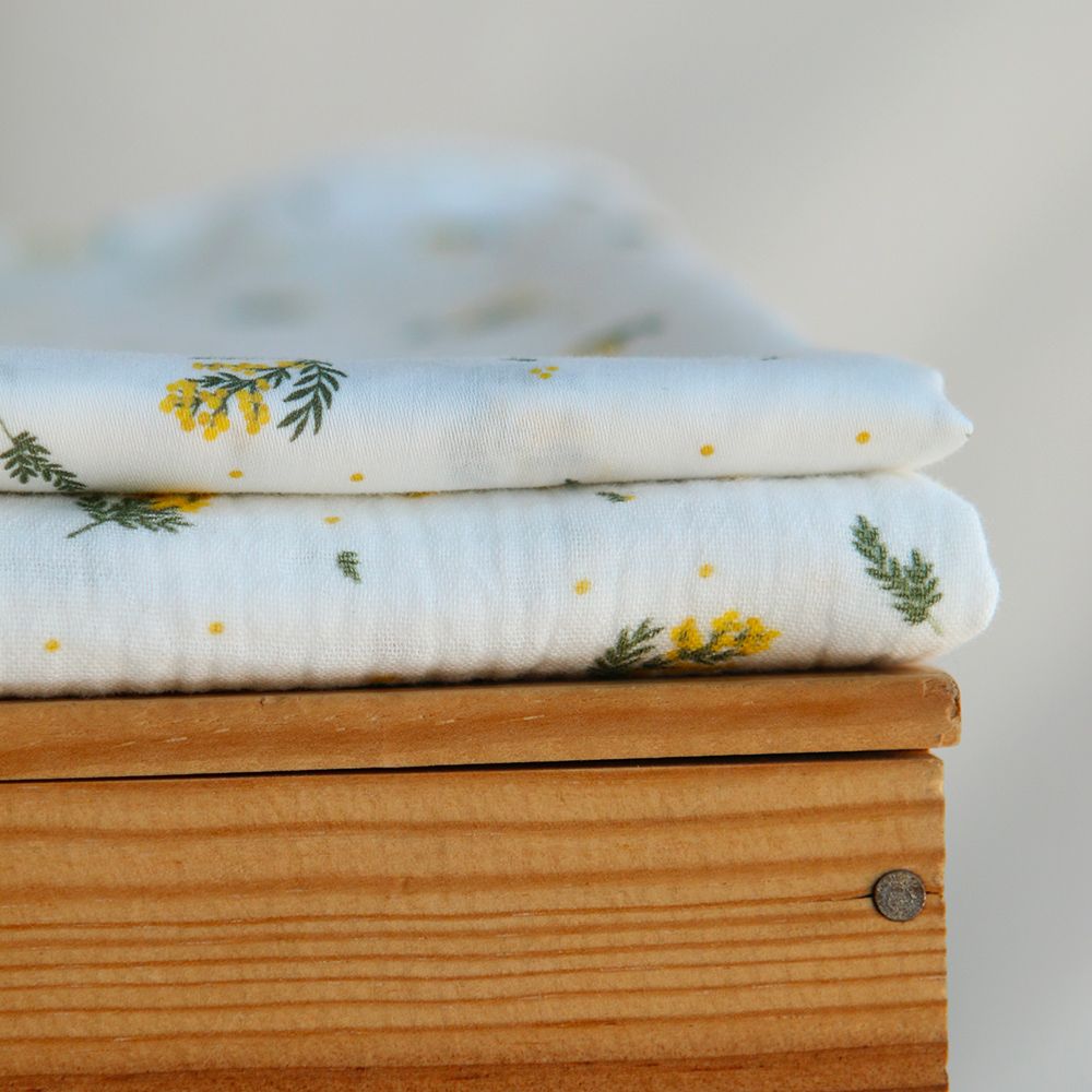 Mimosa - Double gaze coton BIO Exclusif blanc motif mimosa allégé