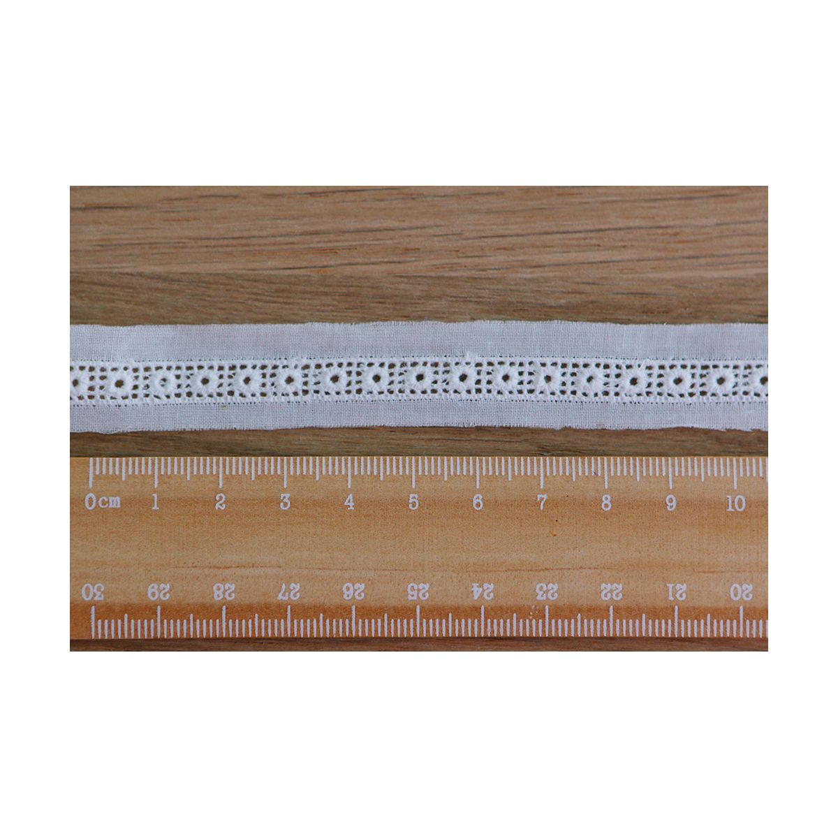 Galon coton broderie blanc entredeux 17mm x1m Galon coton broderie blanc entredeux 17mm x1m