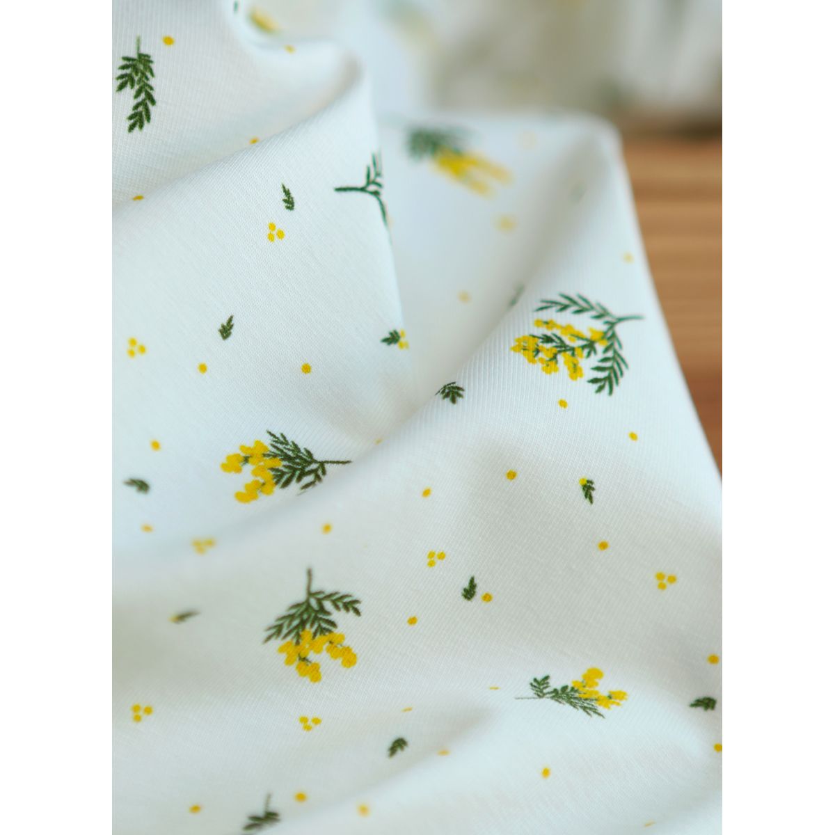 Mimosa - Jersey coton BIO motif exclusif mimosa allégé Mimosa - Jersey coton BIO motif exclusif mimosa allégé
