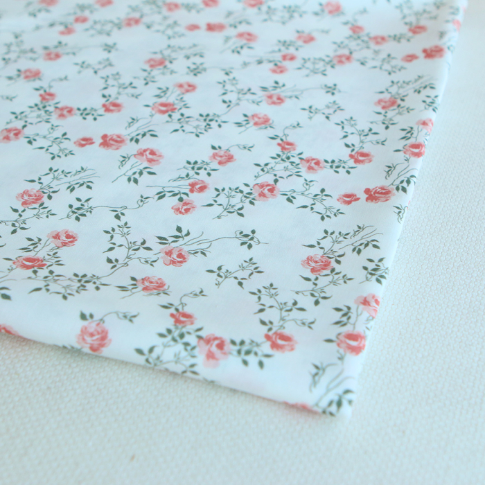 Marcelle - Batiste de coton douce à imprimé exclusif fleuri vert et rose