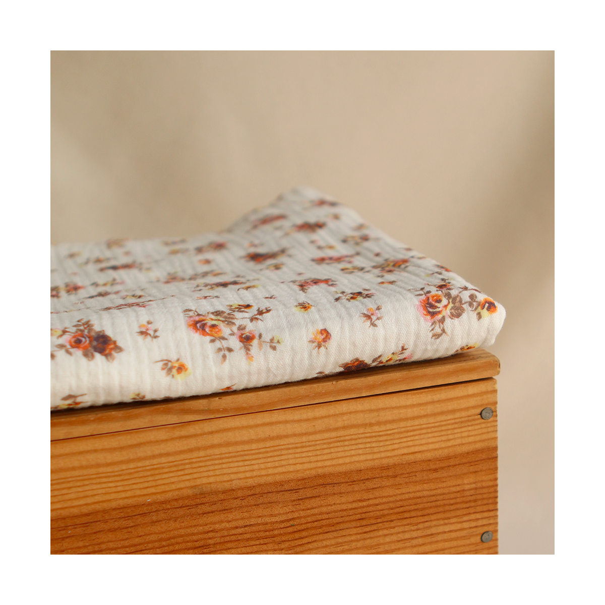 Nina - Double gaze de coton BIO motif exclusif Nina - Double gaze de coton BIO motif exclusif