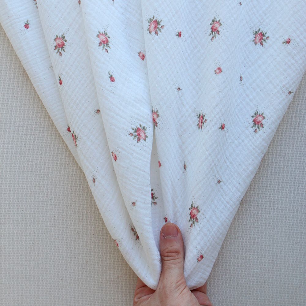 Christine - Double gaze coton BIO Exclusif blanc motif fleuri vert et rose