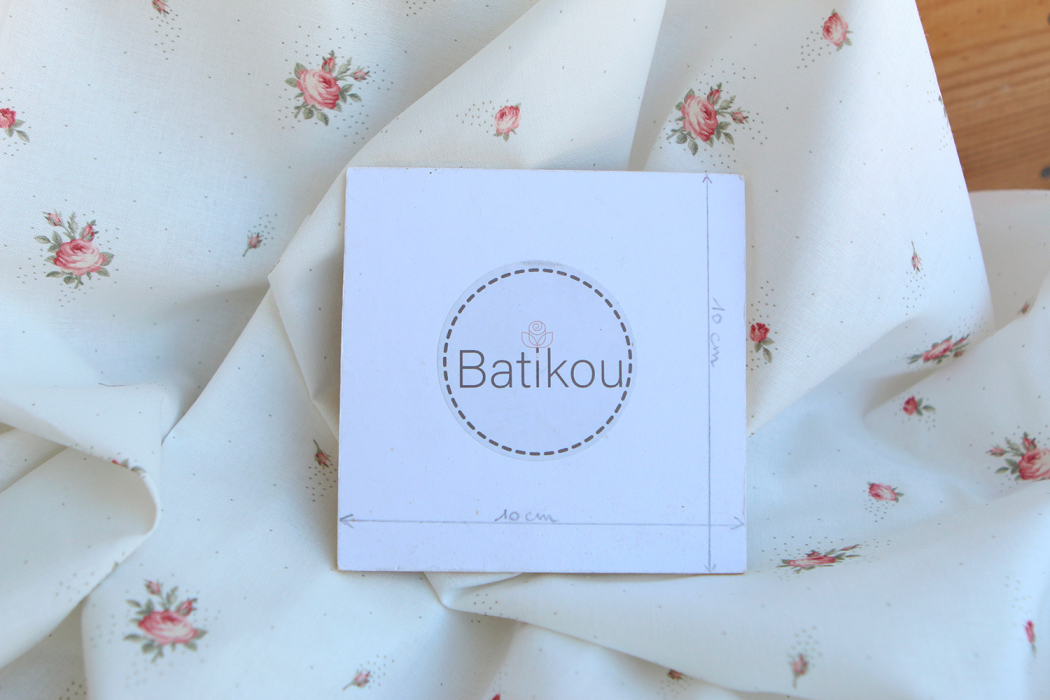 Christine - Popeline douce coton BIO organique fond blanc exclusif vert et rose