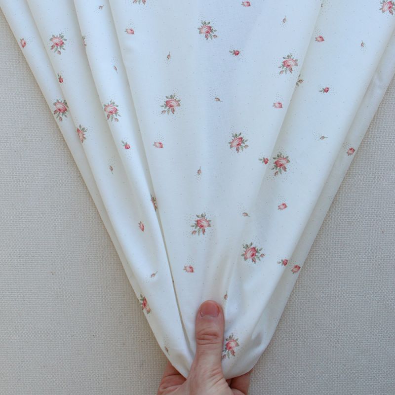 Christine - Popeline douce coton BIO organique fond blanc exclusif vert et rose