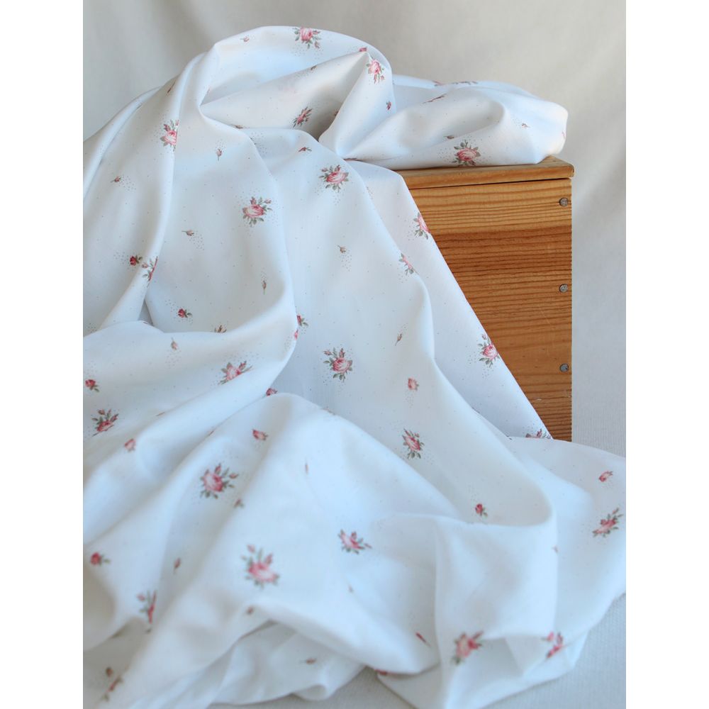 Christine - Batiste de coton douce à imprimé exclusif fleuri vert et rose