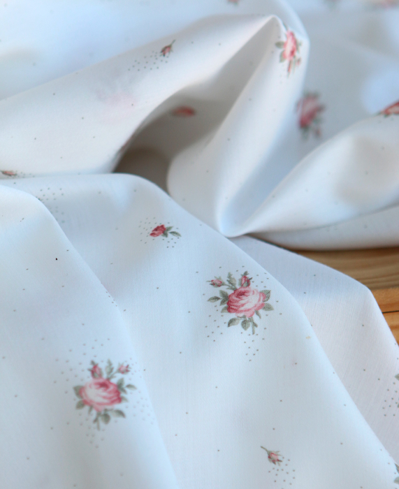 Christine - Batiste de coton douce à imprimé exclusif fleuri vert et rose