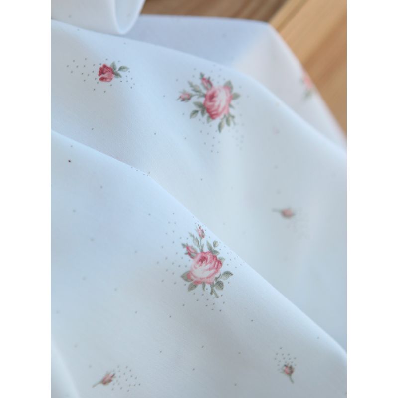 Christine - Batiste de coton douce à imprimé exclusif fleuri vert et rose