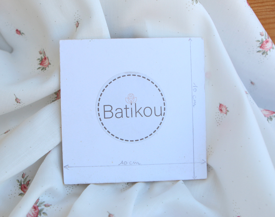 Christine - Batiste de coton douce à imprimé exclusif fleuri vert et rose