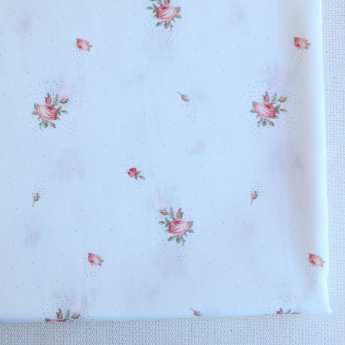 Christine - Batiste de coton douce à imprimé exclusif fleuri vert et rose