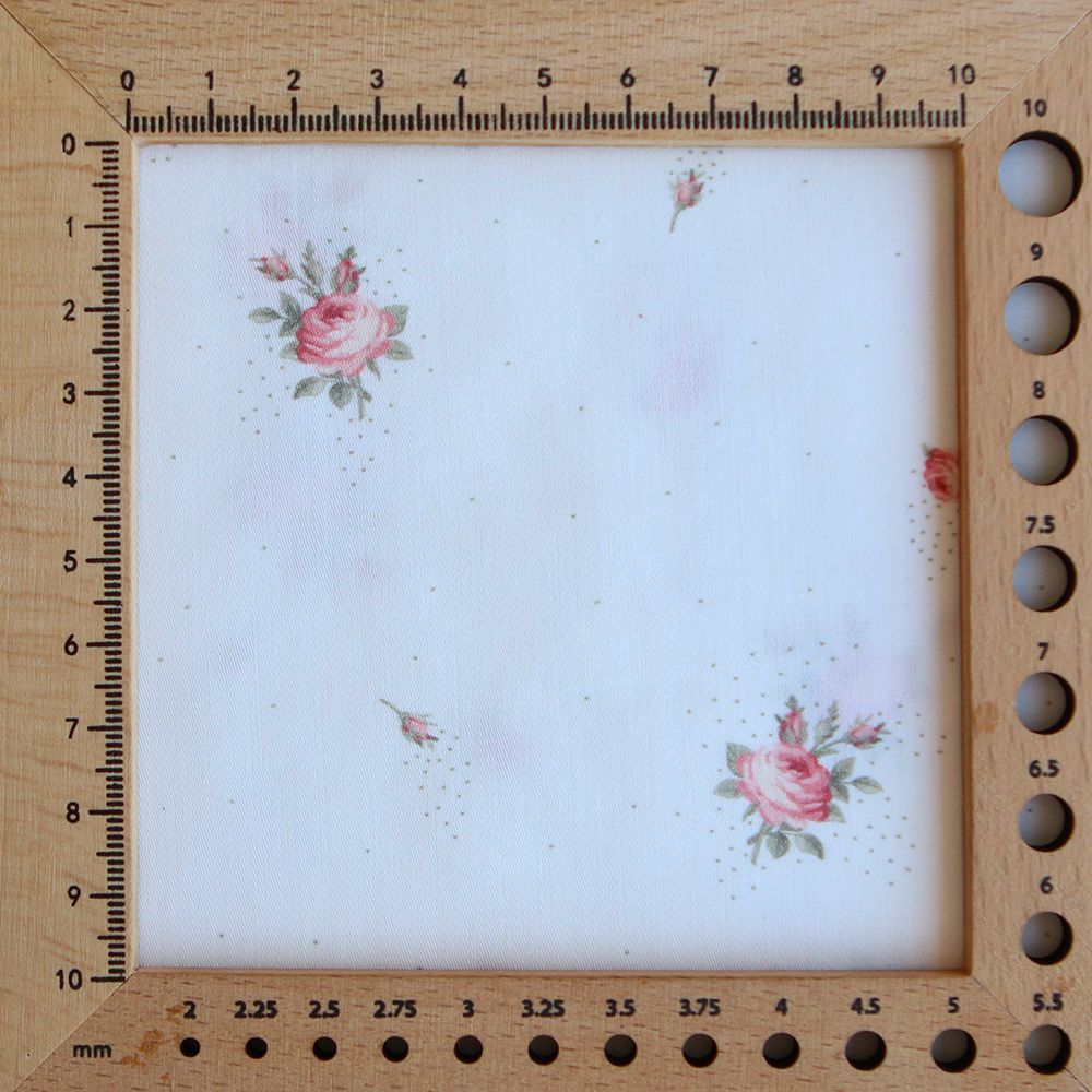 Christine - Batiste de coton douce à imprimé exclusif fleuri vert et rose