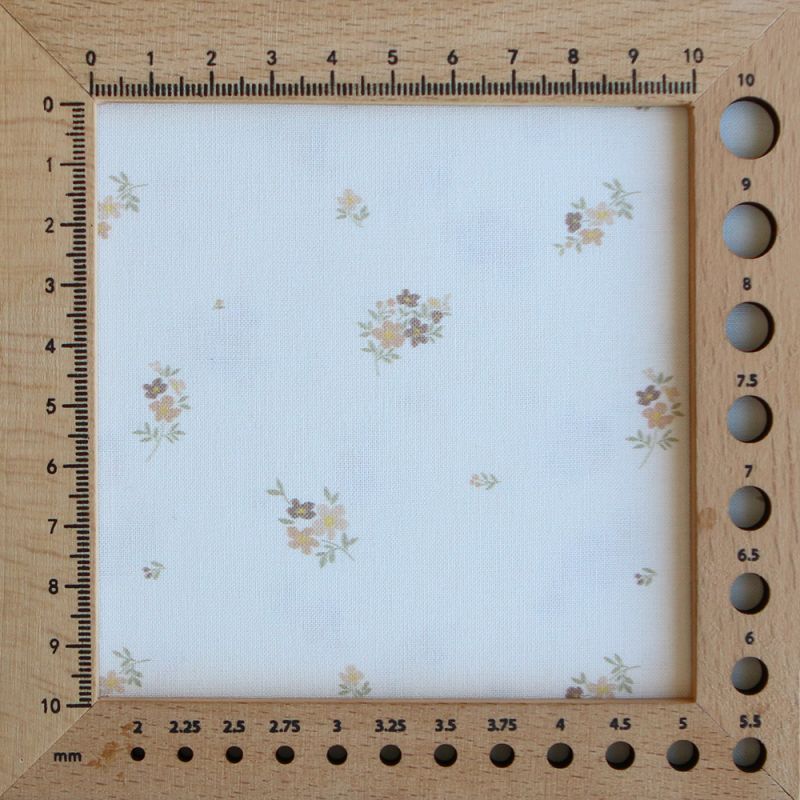 Laure - Popeline douce coton BIO organique fond blanc exclusif fleuri nature