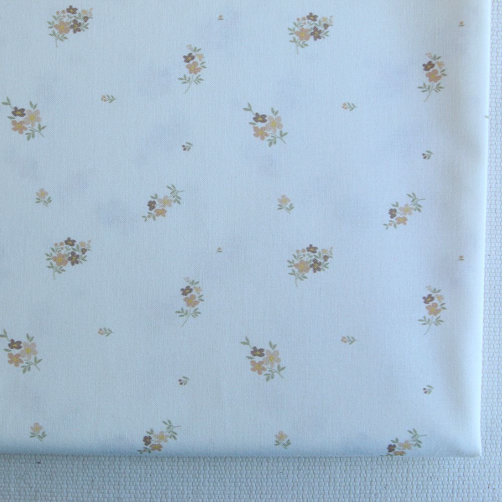 Laure - Popeline douce coton BIO organique fond blanc exclusif fleuri nature