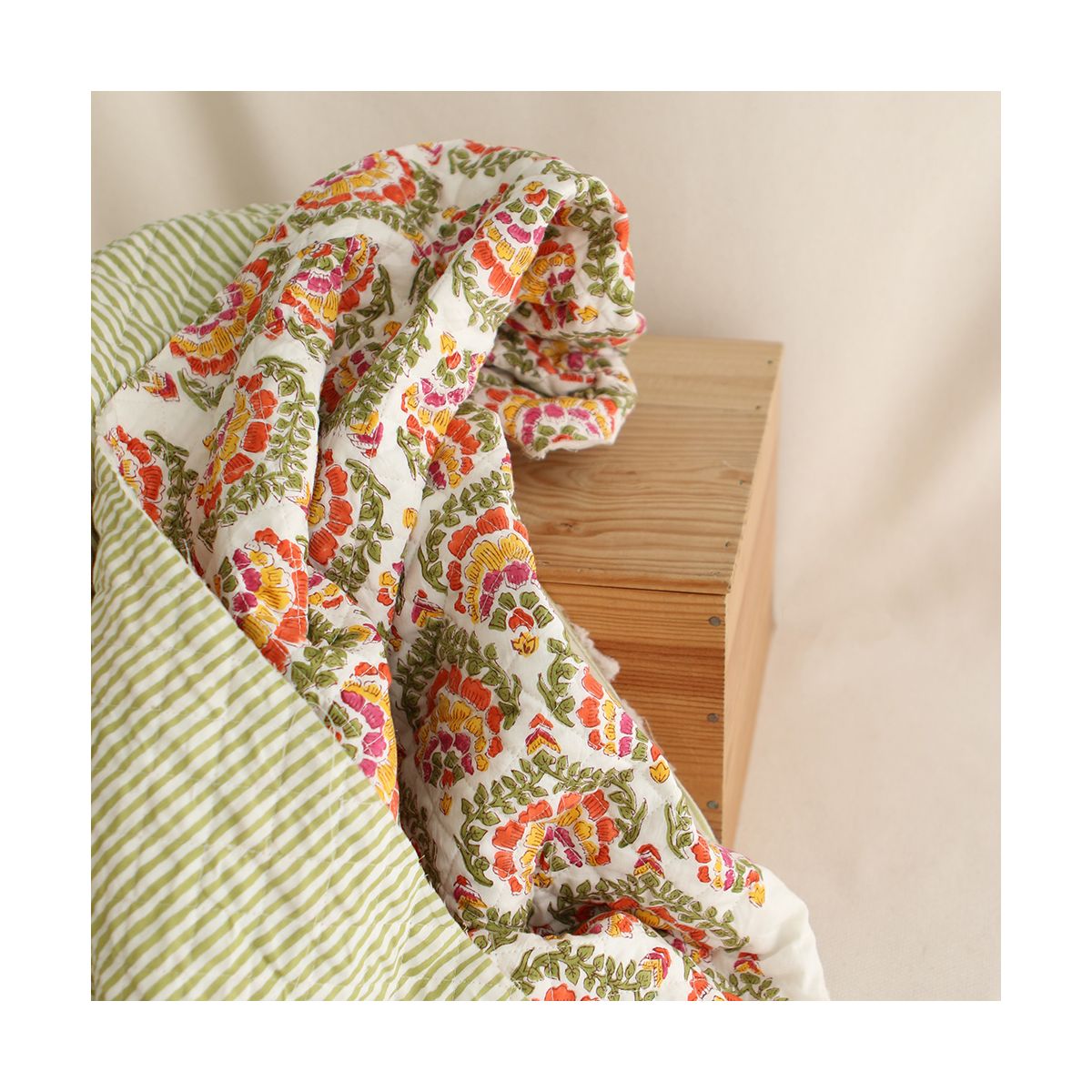 Ravi - Tissu indien matelassé double face coton hand block teal largeur 100cm