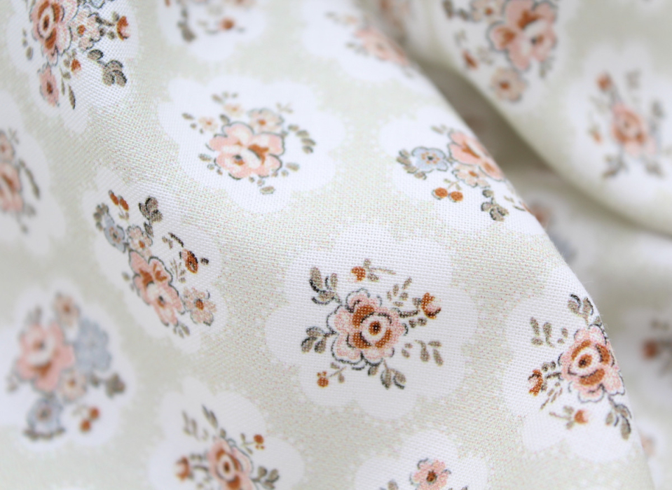 Popeline de coton BIO imprimé fleuri vert tendre Tissus issus de l'agriculture biologique  - 3