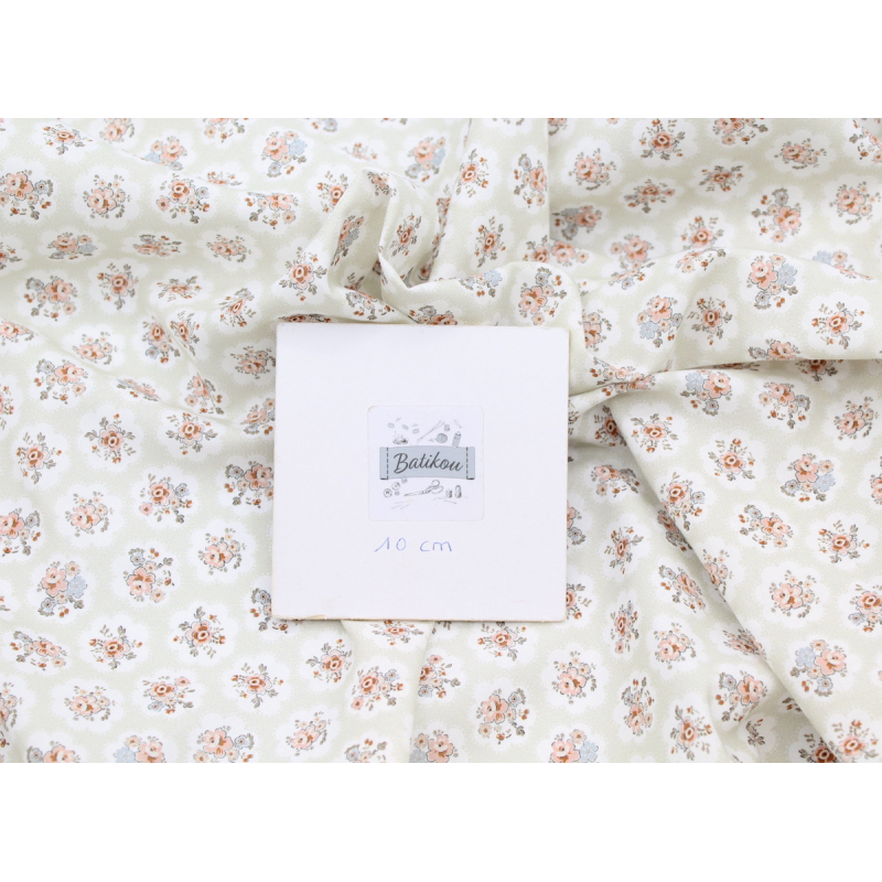 Popeline de coton BIO imprimé fleuri vert tendre Tissus issus de l'agriculture biologique  - 4