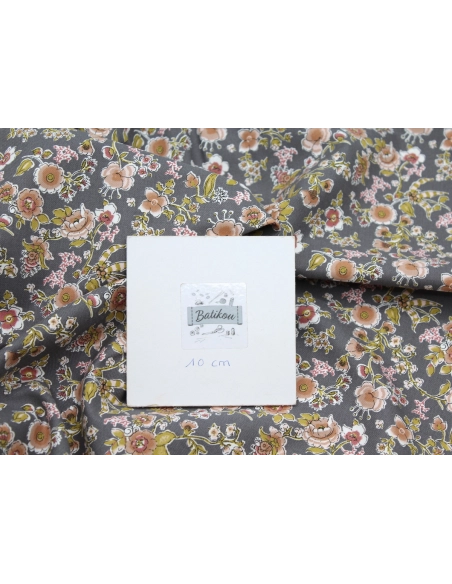 Tissu twill de coton organique imprimé fleuri