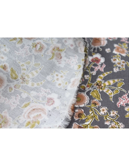 Tissu twill de coton organique imprimé fleuri