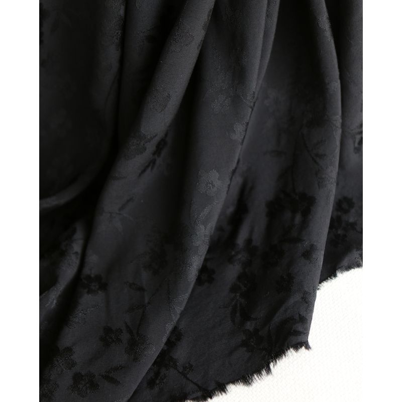 Jasmine - Viscose tissage jacquard fleuri noir