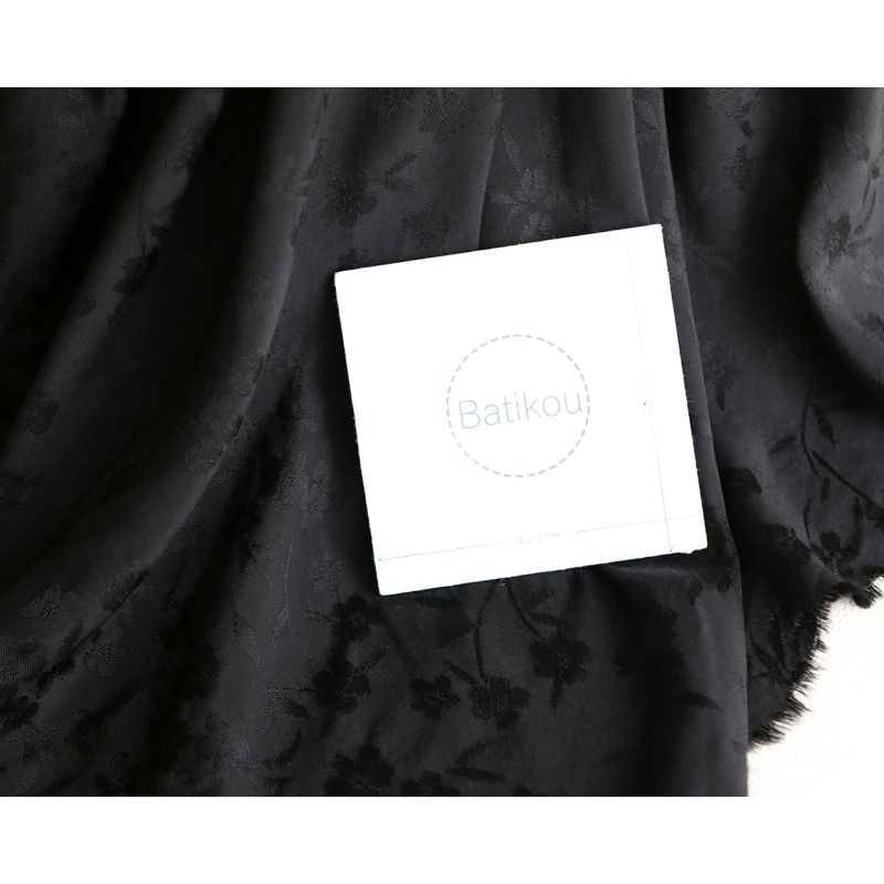 Jasmine - Viscose tissage jacquard fleuri noir