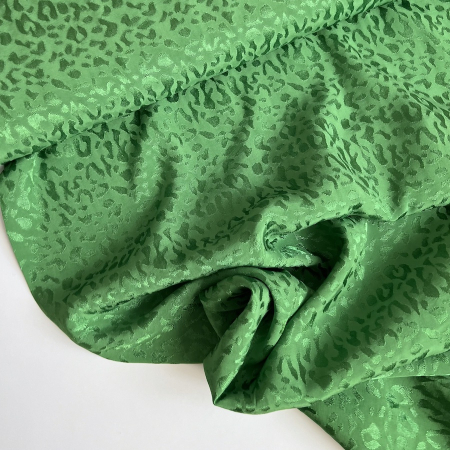 Lea - Viscose tissage jacquard graou / léopard vert garden Batikou - 1