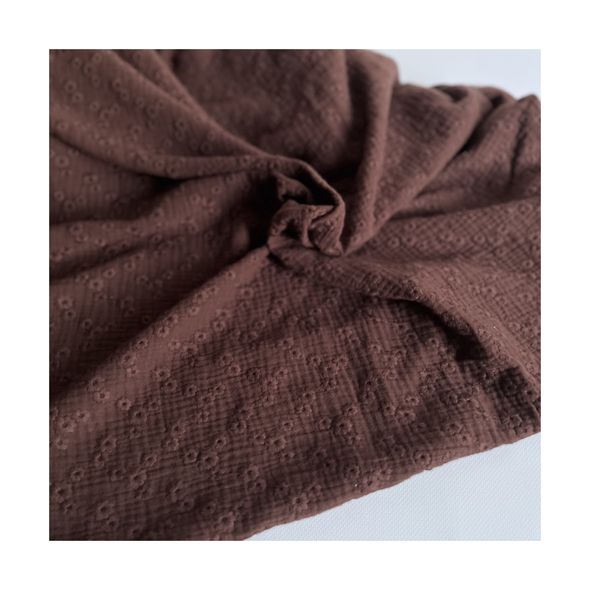 Double gaze de coton Esmée brodée coloris cacao Qualité Oeko-tex - 1