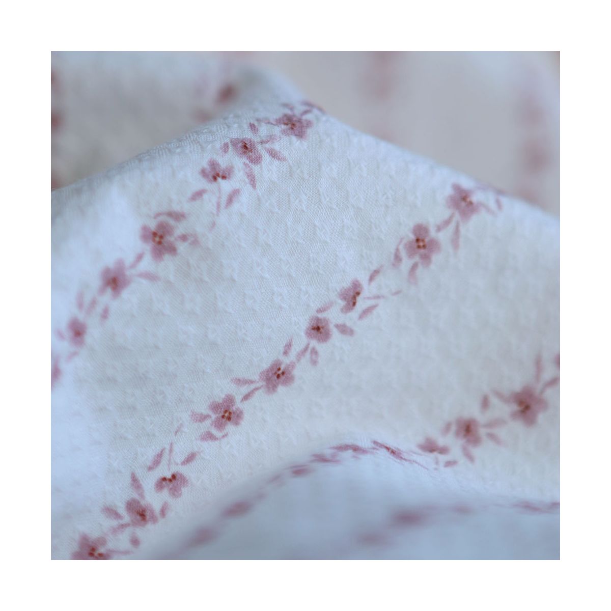 Alicia - Tissu coton texturé imprimé bois de rose