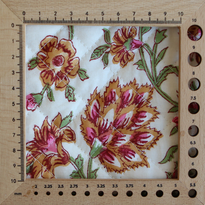 Jamila - Tissu indien matelassé double face coton hand block largeur 100cm