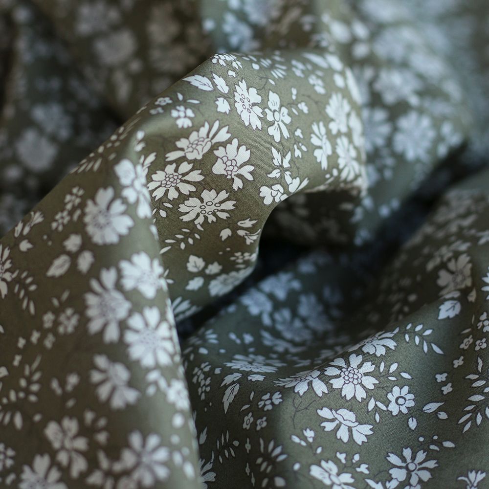 Liberty Tana Lawn® Capel kaki