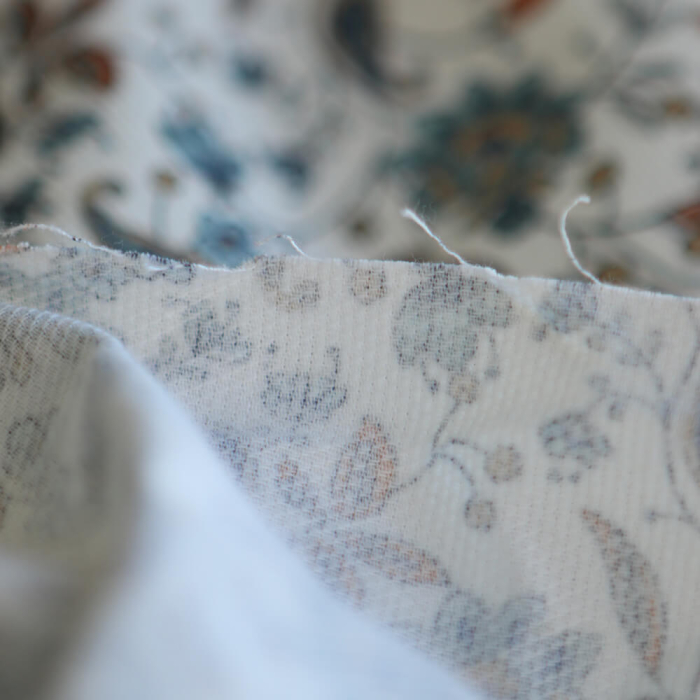 Théa - Piqué de coton organique gratté imprimé fleuri