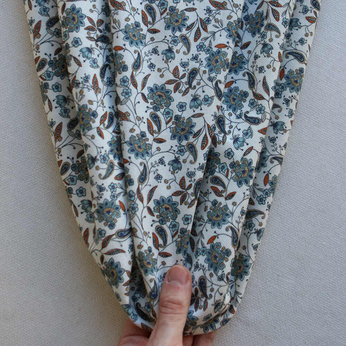 Théa - Piqué de coton organique gratté imprimé fleuri