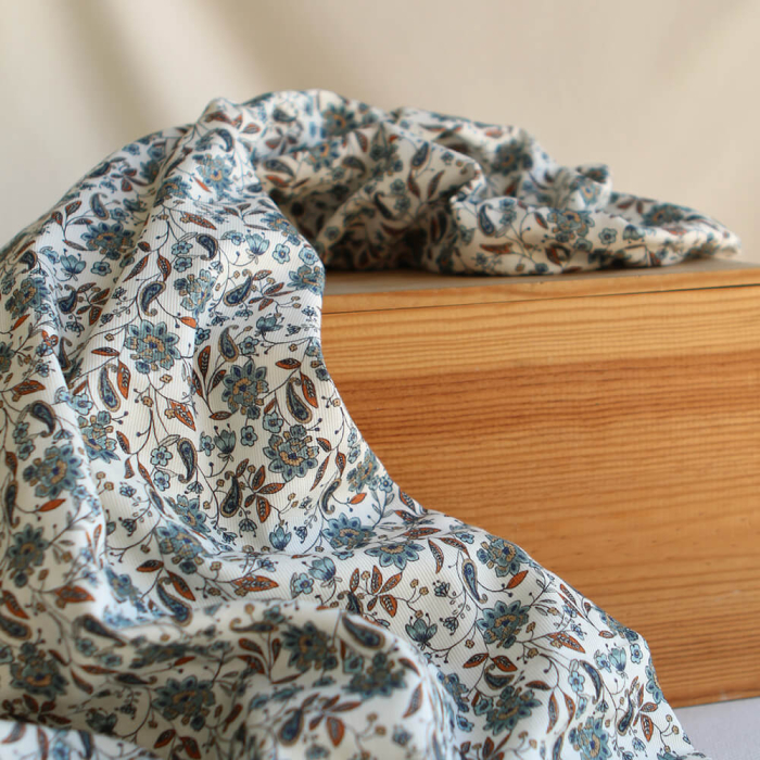 Théa - Piqué de coton organique gratté imprimé fleuri