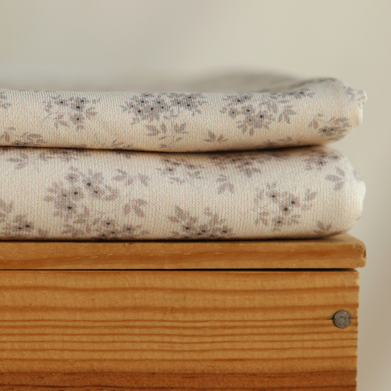 Soumeya - Jersey coton BIO motif exclusif Soumeya taupe