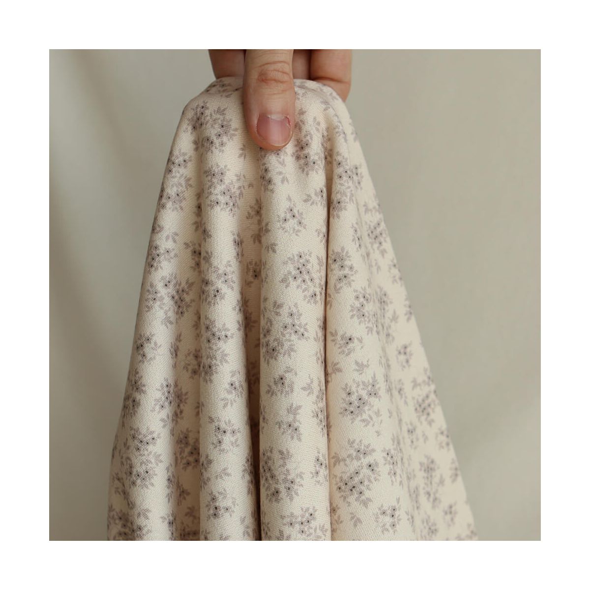 Soumeya - Sweat mélange de coton bouclettes motif exclusif Soumeya taupe Soumeya - Sweat mélange de coton bouclettes motif exclusif Soumeya taupe