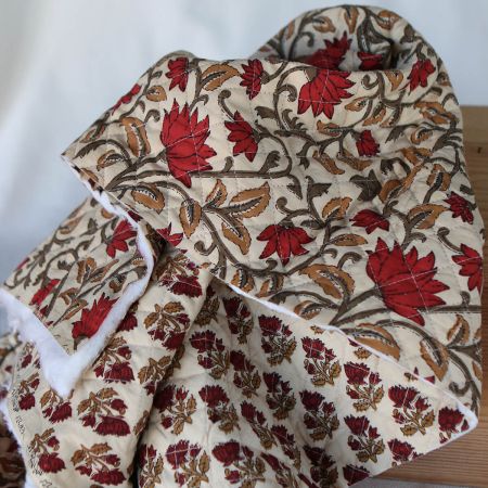 Shaivan - Tissu indien matelassé double face coton hand block largeur 100cm Shaivan - Tissu indien matelassé double face coton hand block largeur 100cm
