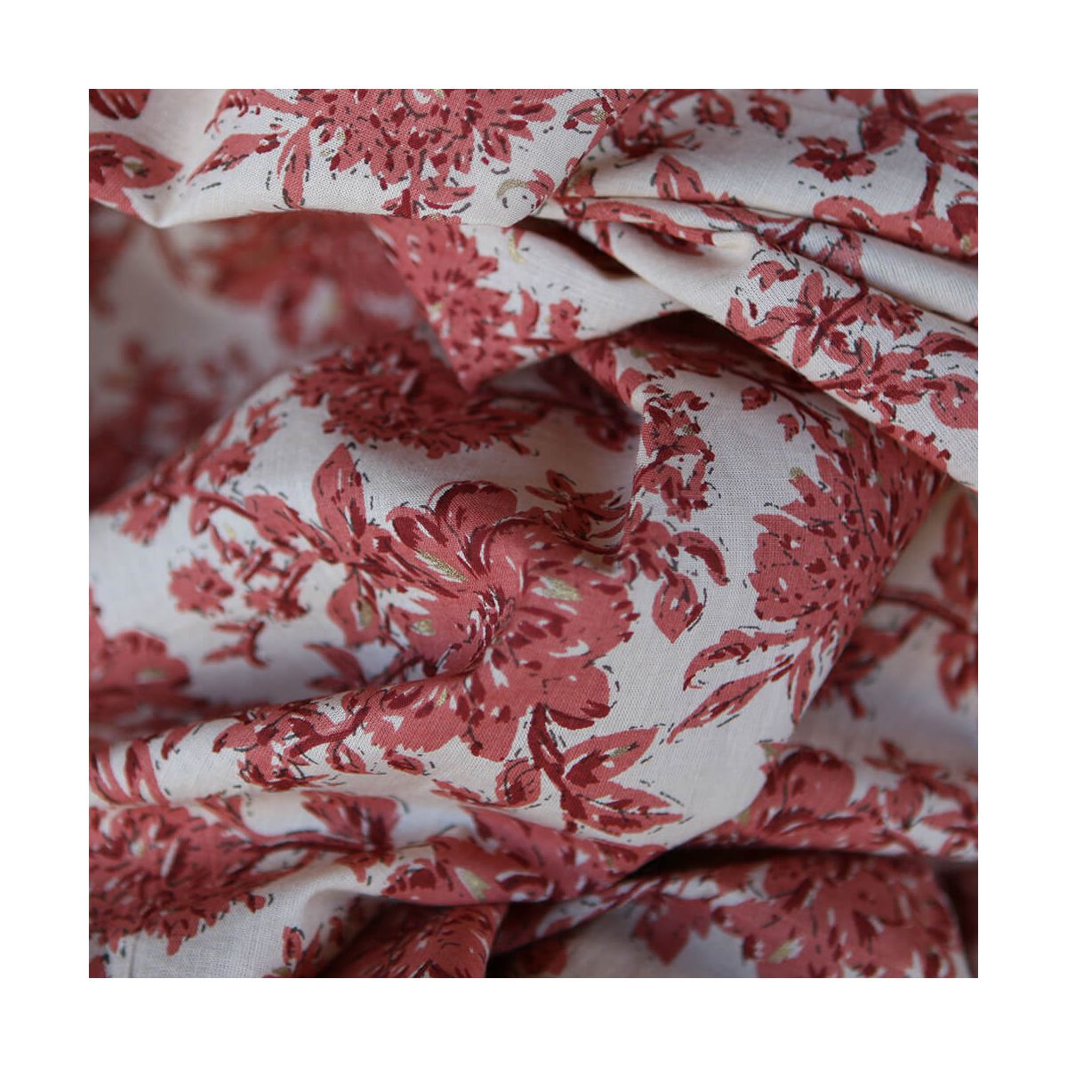 Anjali - Tissu indien coton hand block traditionnel touches de doré Anjali - Tissu indien coton hand block traditionnel touches de doré