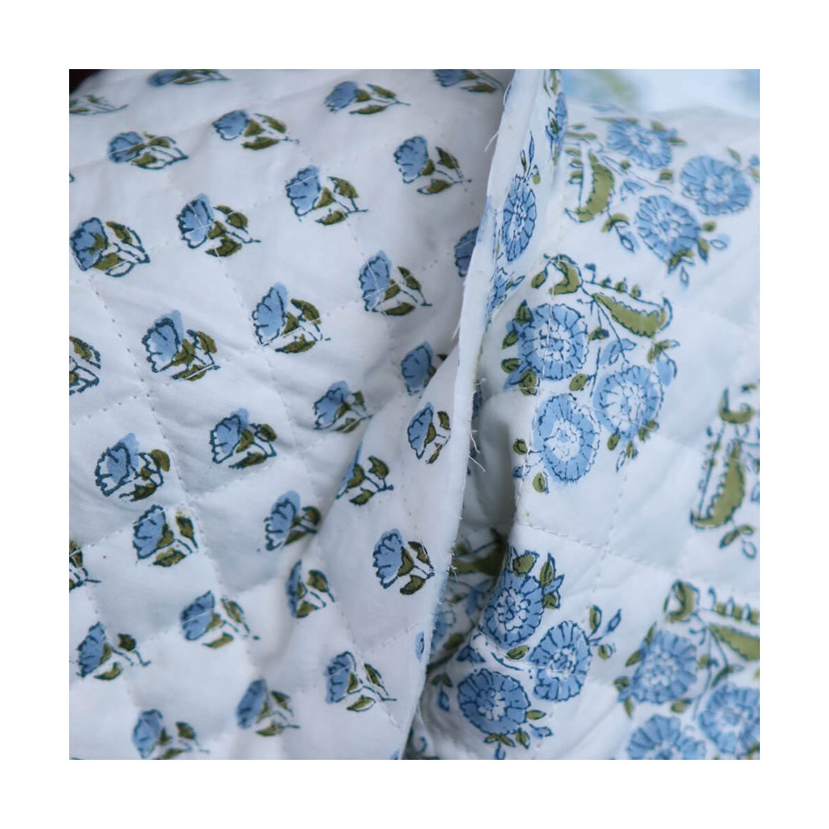 Anika - Tissu indien matelassé double face coton hand block largeur 100cm Anika - Tissu indien matelassé double face coton hand block largeur 100cm