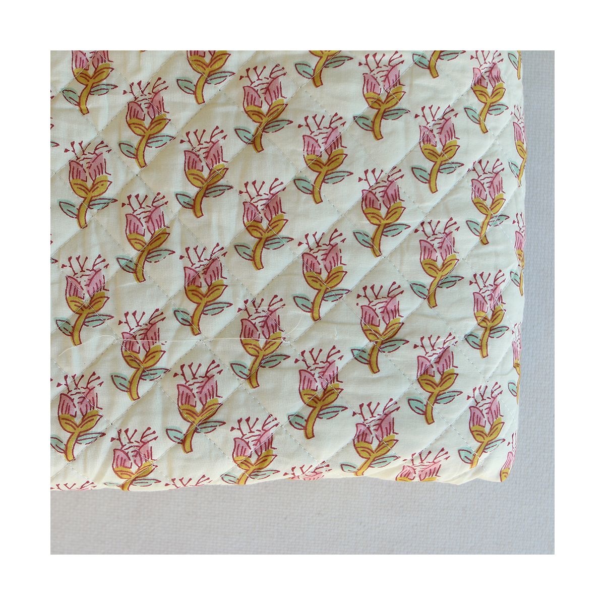 Naveen - Tissu indien matelassé double face coton hand block largeur 100cm