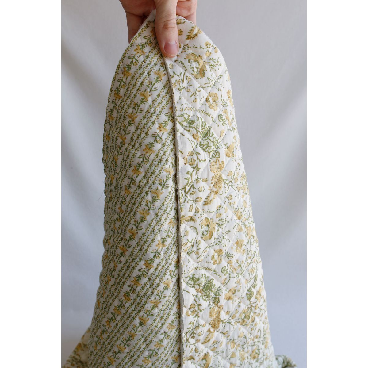 Karishma jaune - Tissu indien matelassé double face coton hand block largeur 100cm