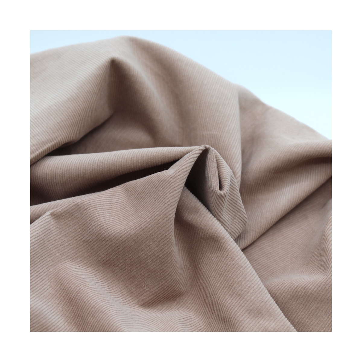 Velours milleraies coton organique coloris praline clair Velours milleraies coton organique coloris praline clair