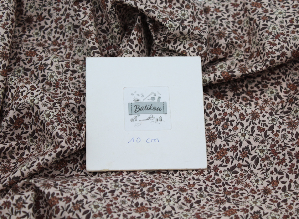 Batiste de coton bio SILKYNE à imprimé fleuri automne